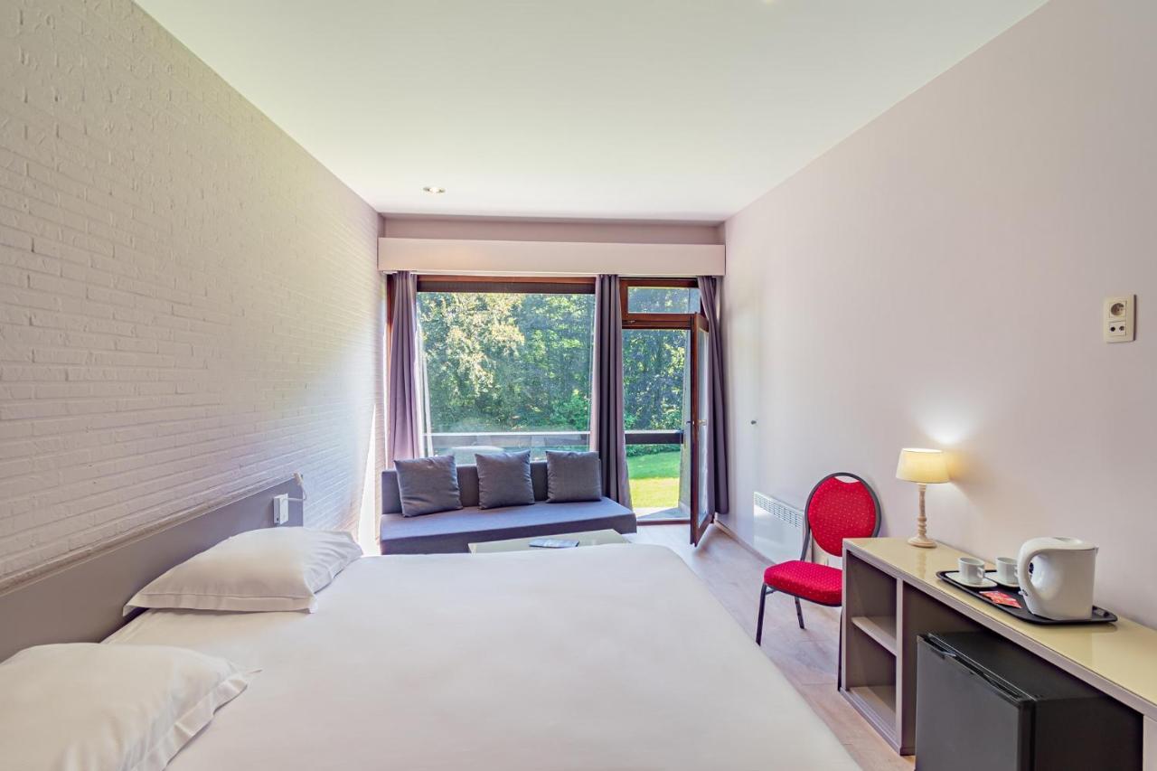 Les Rhodos Hotel เชิฟตอญ ภายนอก รูปภาพ